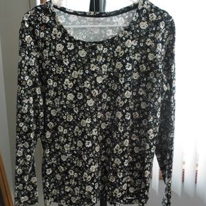 XL (16-18) long sleeve cotton floral shirt